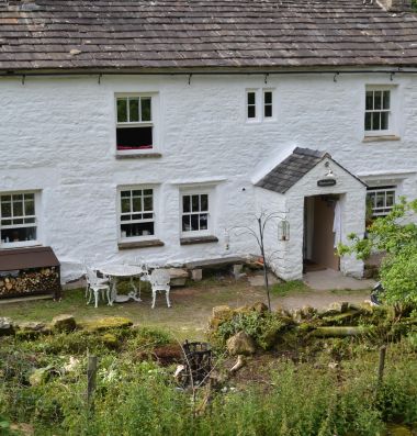 A grade II listed detached cottage